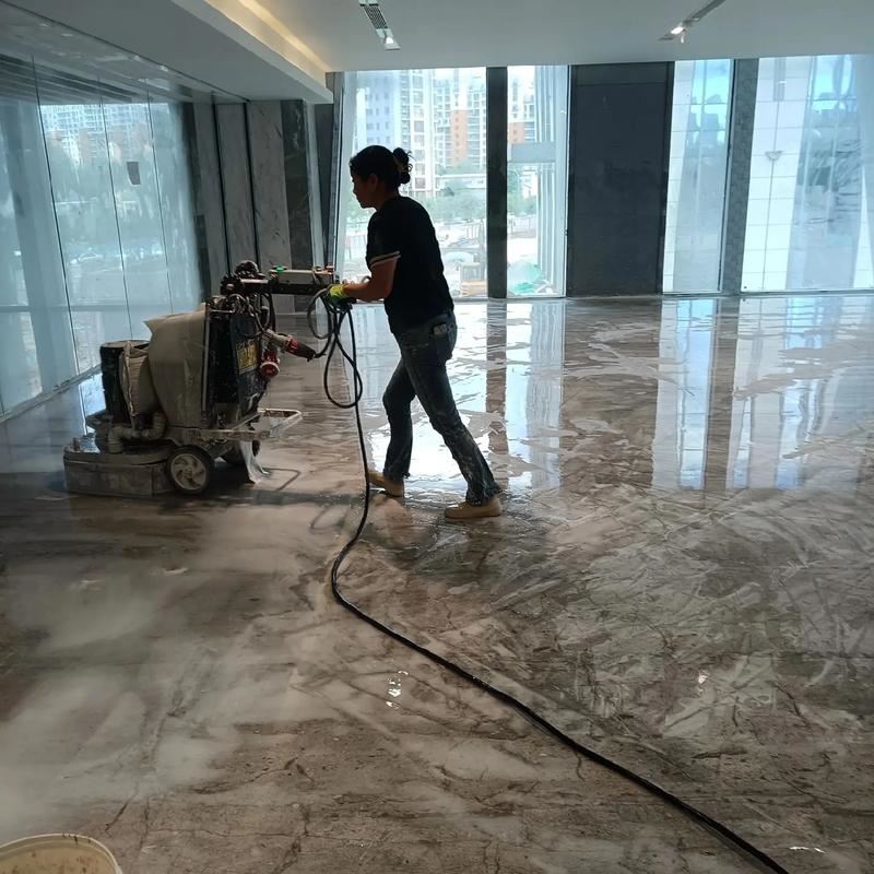 专业承接日常保洁、家庭保洁、开荒保洁、物业保洁、玻璃清洗、空调清洗、地毯清洗